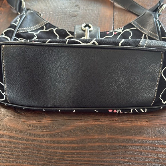 Black and Pink Floral Purse - Picture 7 of 7